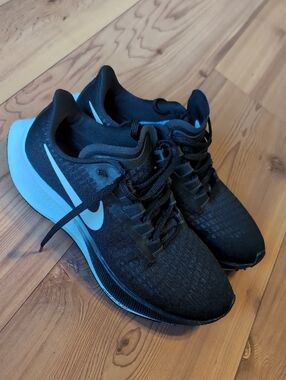 Nike Women’s Black and White Zoom Pegasus 37 Running Shoes